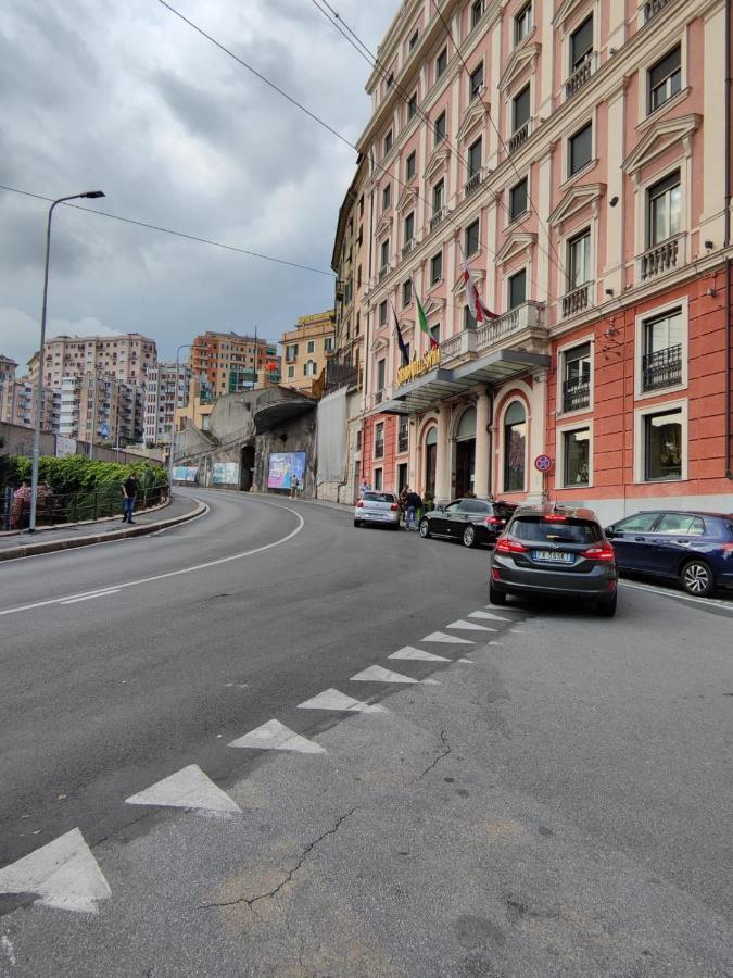 Appartamento Vacanze Breda Genua Exteriör bild